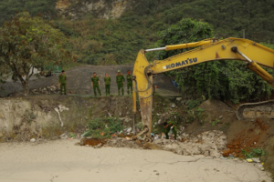 Hà Nam: Khởi tố vụ án xả gần 412 tấn chất thải chưa qua xử lý ra môi trường